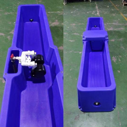 Nhiệt độ điều khiển màu xanh lá cây động vật tự động nước với xây dựng trong kiểm soát nhiệt độ cho gia súc