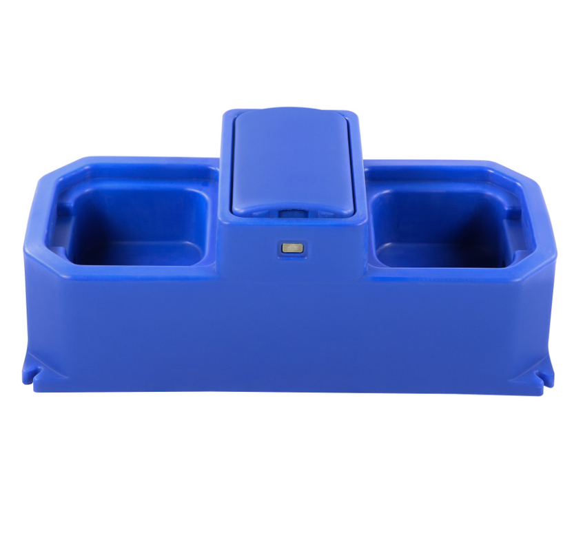 Thùng nước uống cho gia súc với các ứng dụng polyethylene để cung cấp nước ngọt và sạch